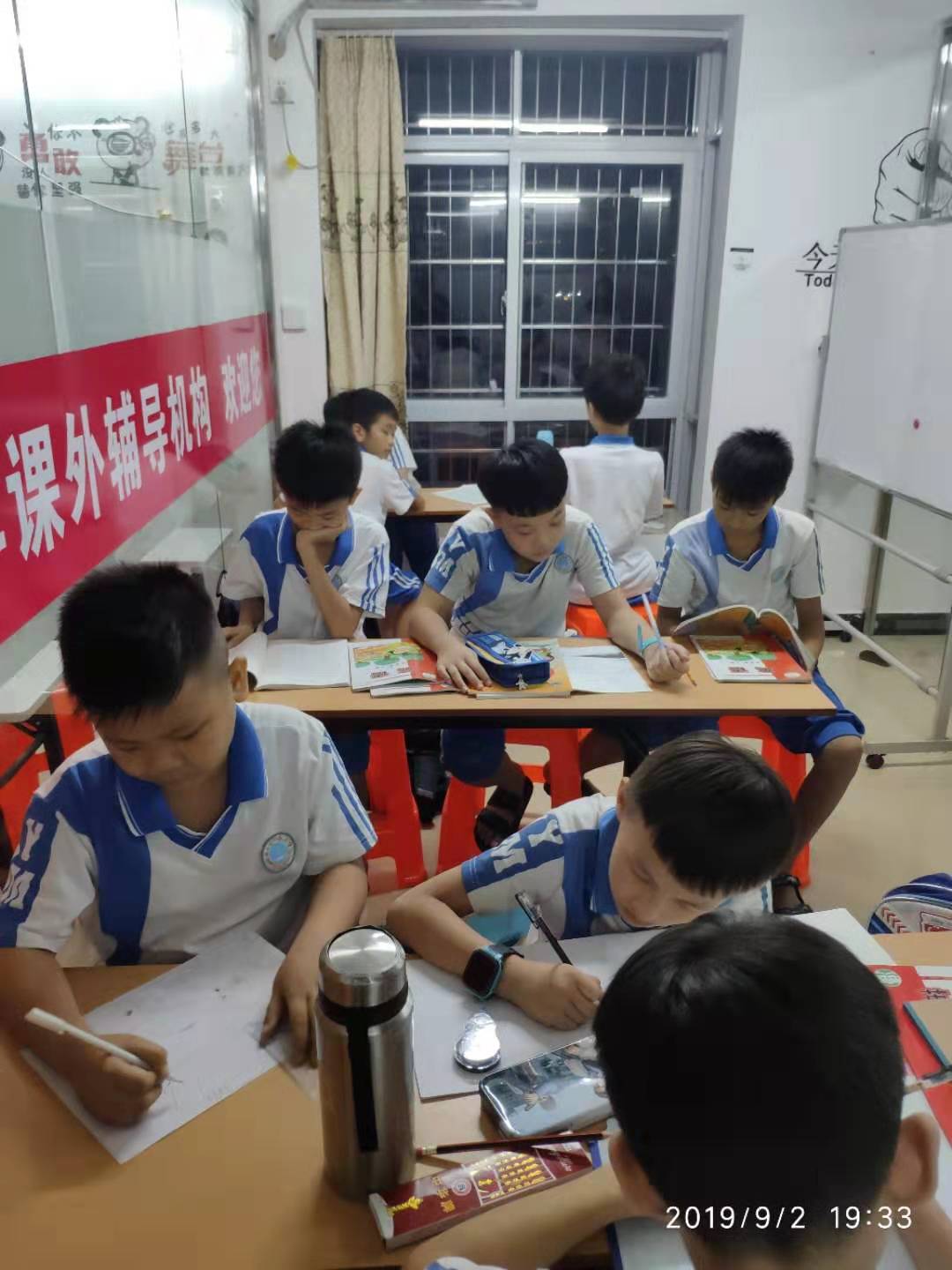 1.jpg