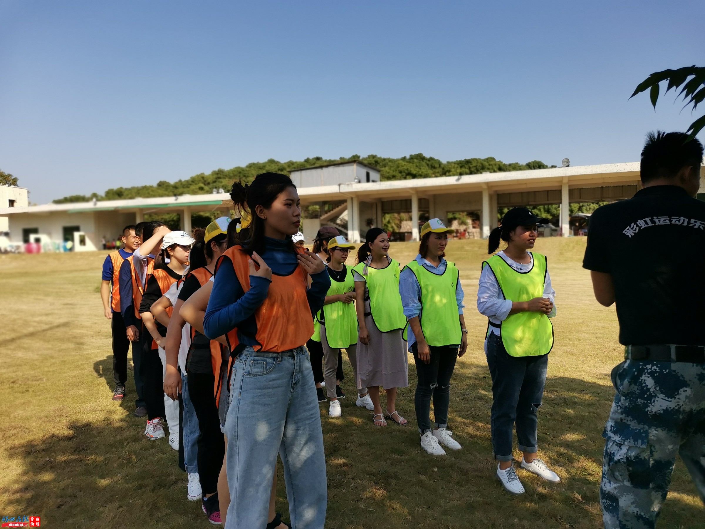 电白春晖幼儿园教职工团建拓展活动.jpg